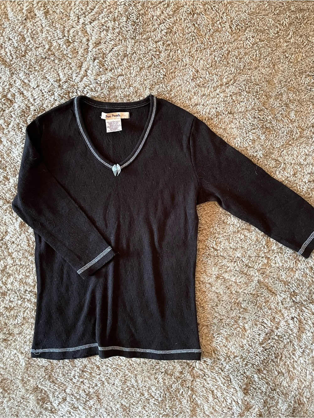 Y2K Free People v neck lace tee